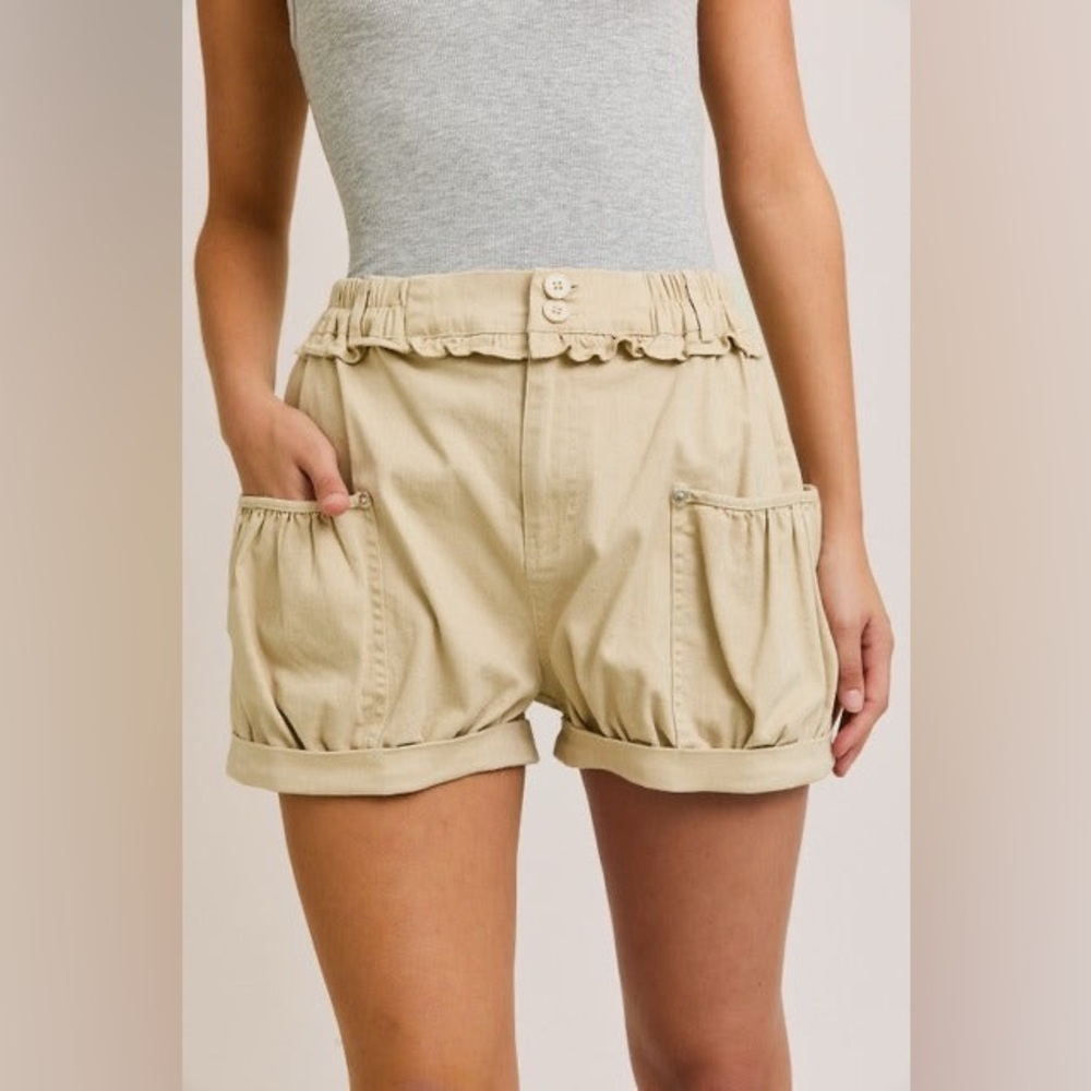 High-Waist Bloomer Ruffle Waist Detail Shorts - Le Lis